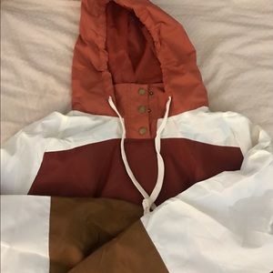 Hooded Anorak with adjustable drawstring